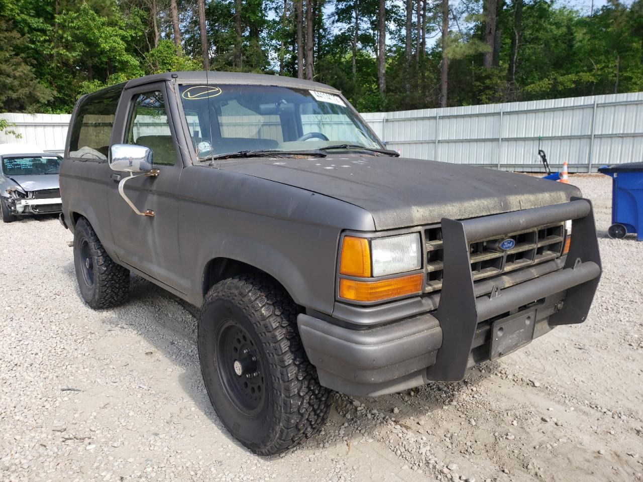 FORD BRONCO II 1990 with VIN 1FMCU14T9LUB01896 - Photo from auction