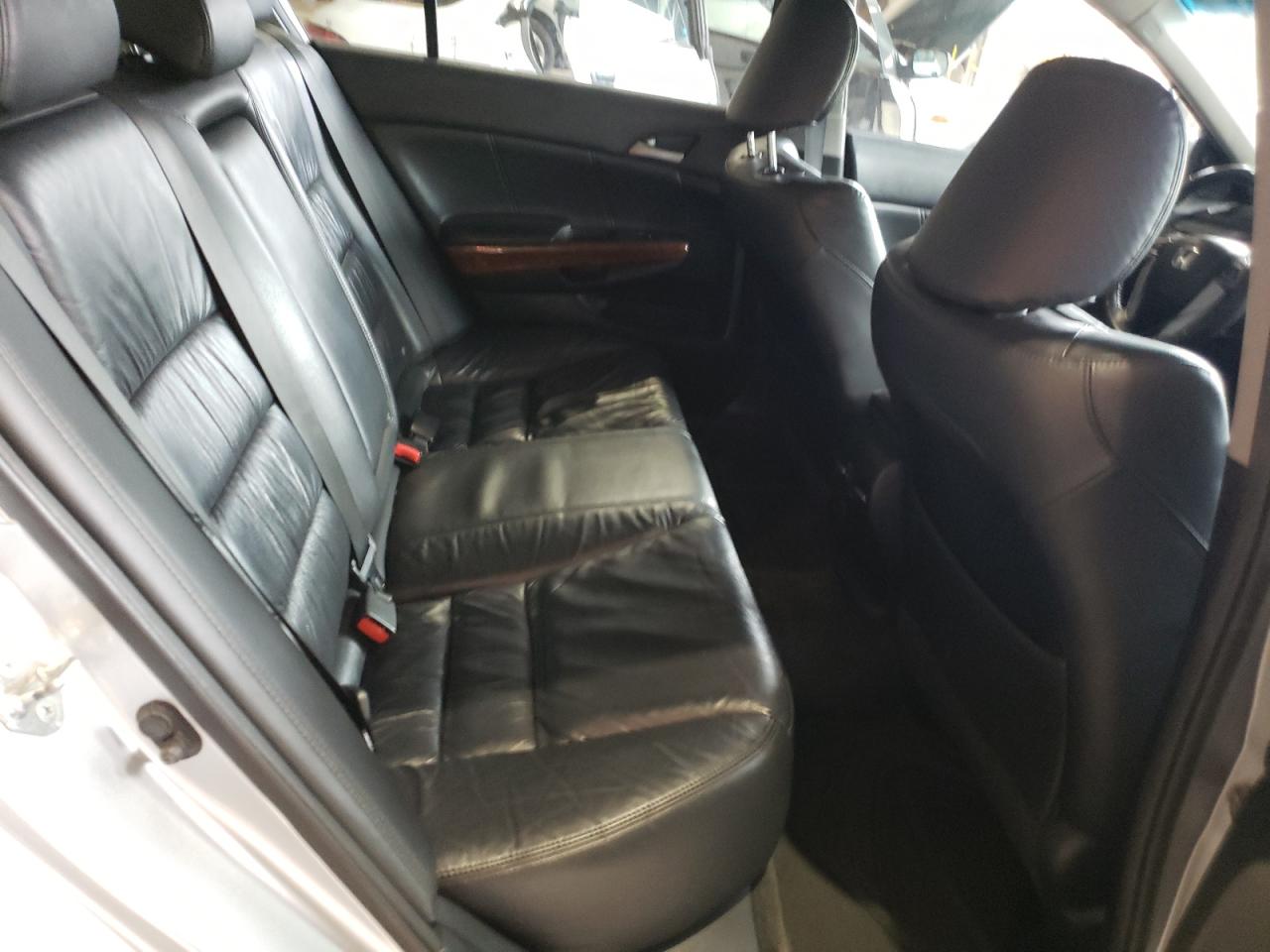 Photo 6 from auction – 2012 HONDA ACCORD EXL with VIN 1HGCP2F89CA098124