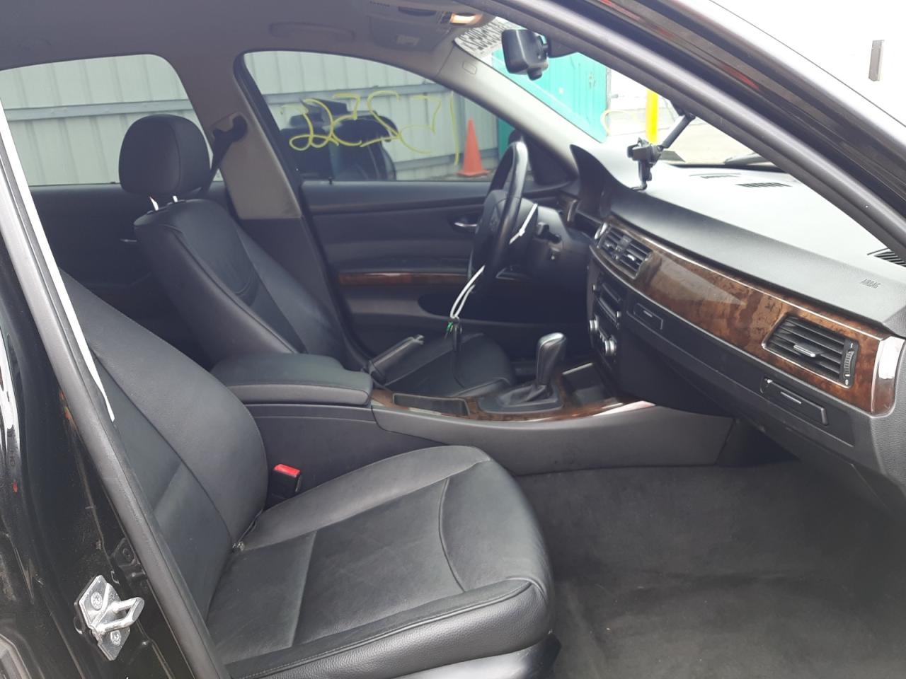 Photo 5 from auction – 2011 BMW 328 XI with VIN WBAPK7C56BA463408