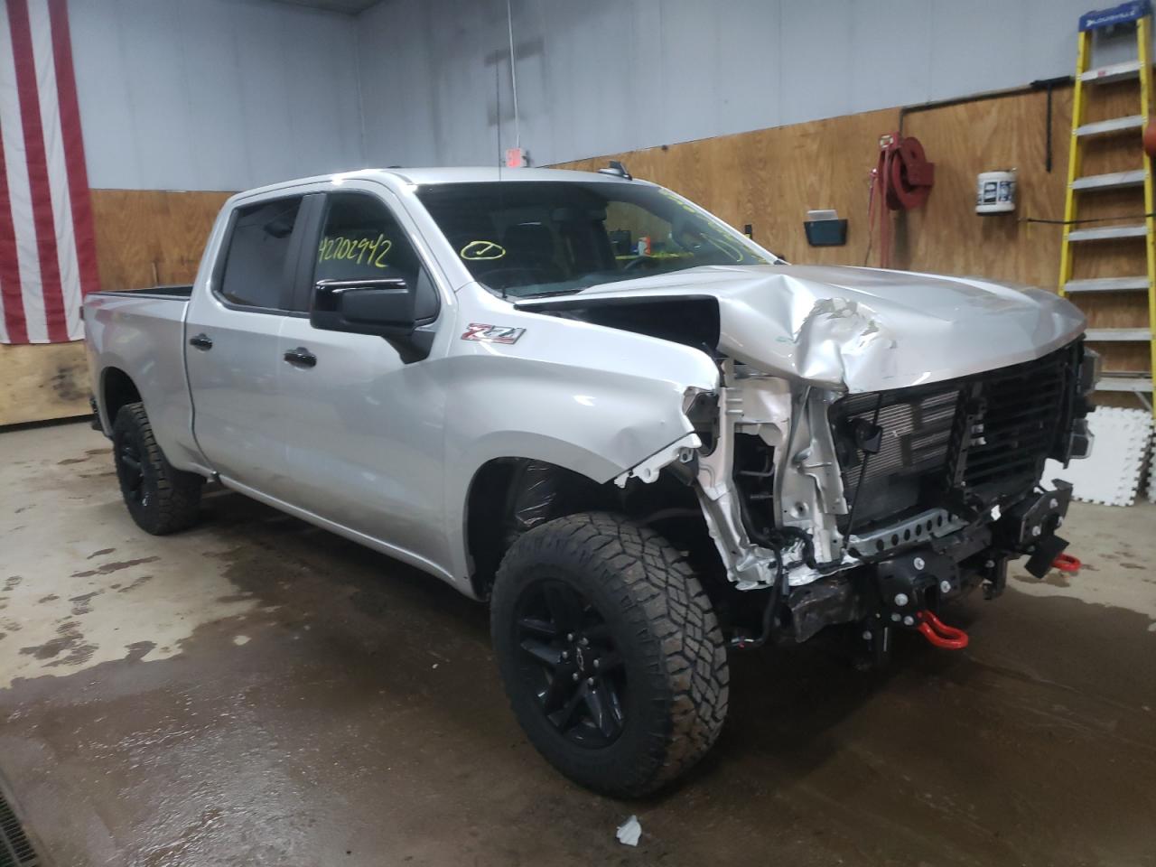 CHEVROLET SILVRK1500 2021 with VIN 3GCPYFED0MG389763 - Photo from auction