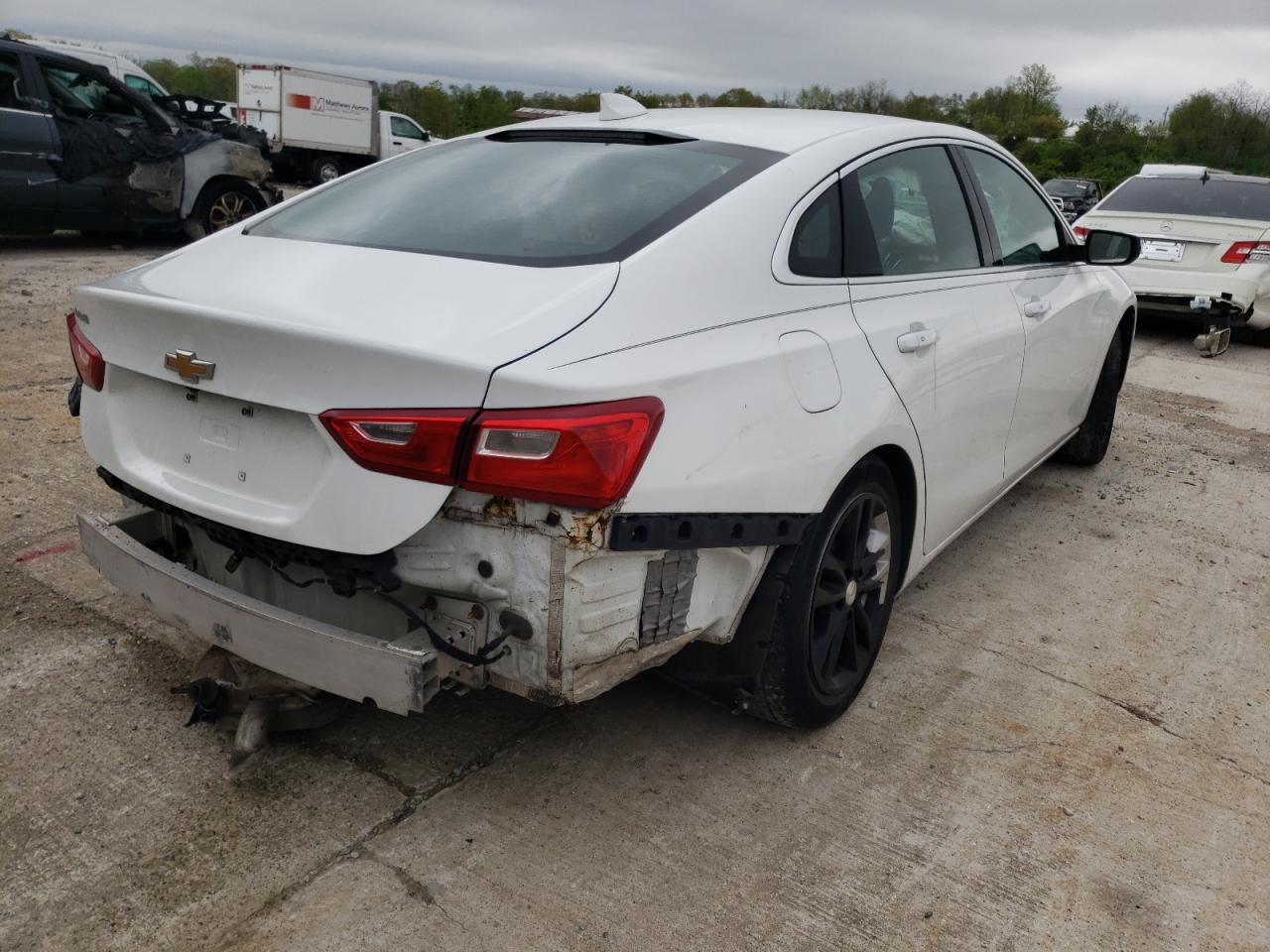 Photo 14 from auction – 2018 CHEVROLET MALIBU LT with VIN 1G1ZD5ST3JF279600