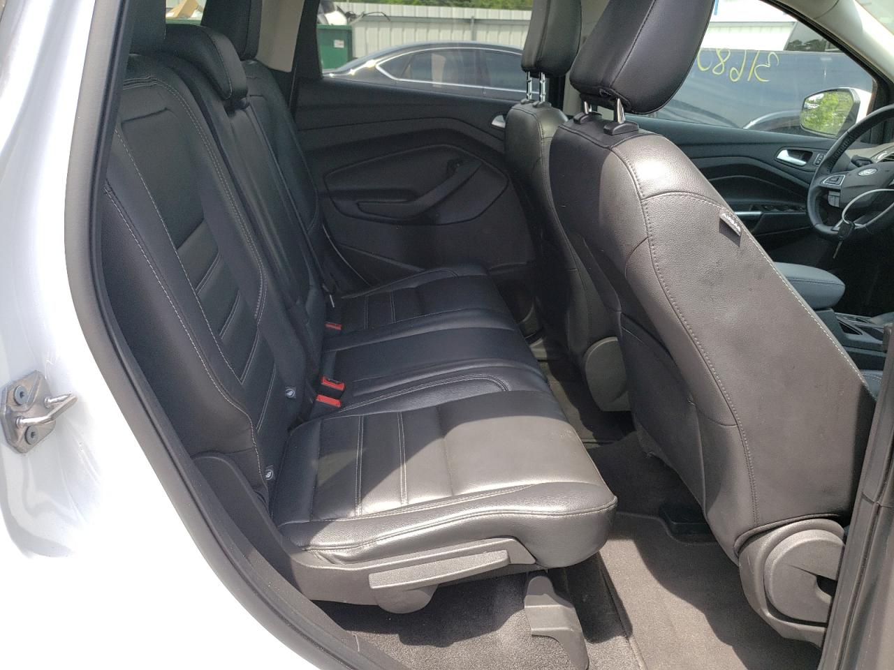 Photo 6 from auction – 2018 FORD ESCAPE SEL with VIN 1FMCU9HD5JUC24089