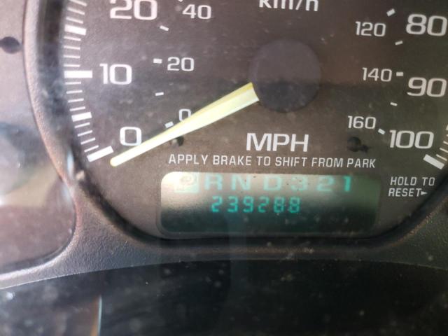 Photo 8 from auction – 2001 CHEVROLET SILVERADO with VIN 2GCEC19VX11314696