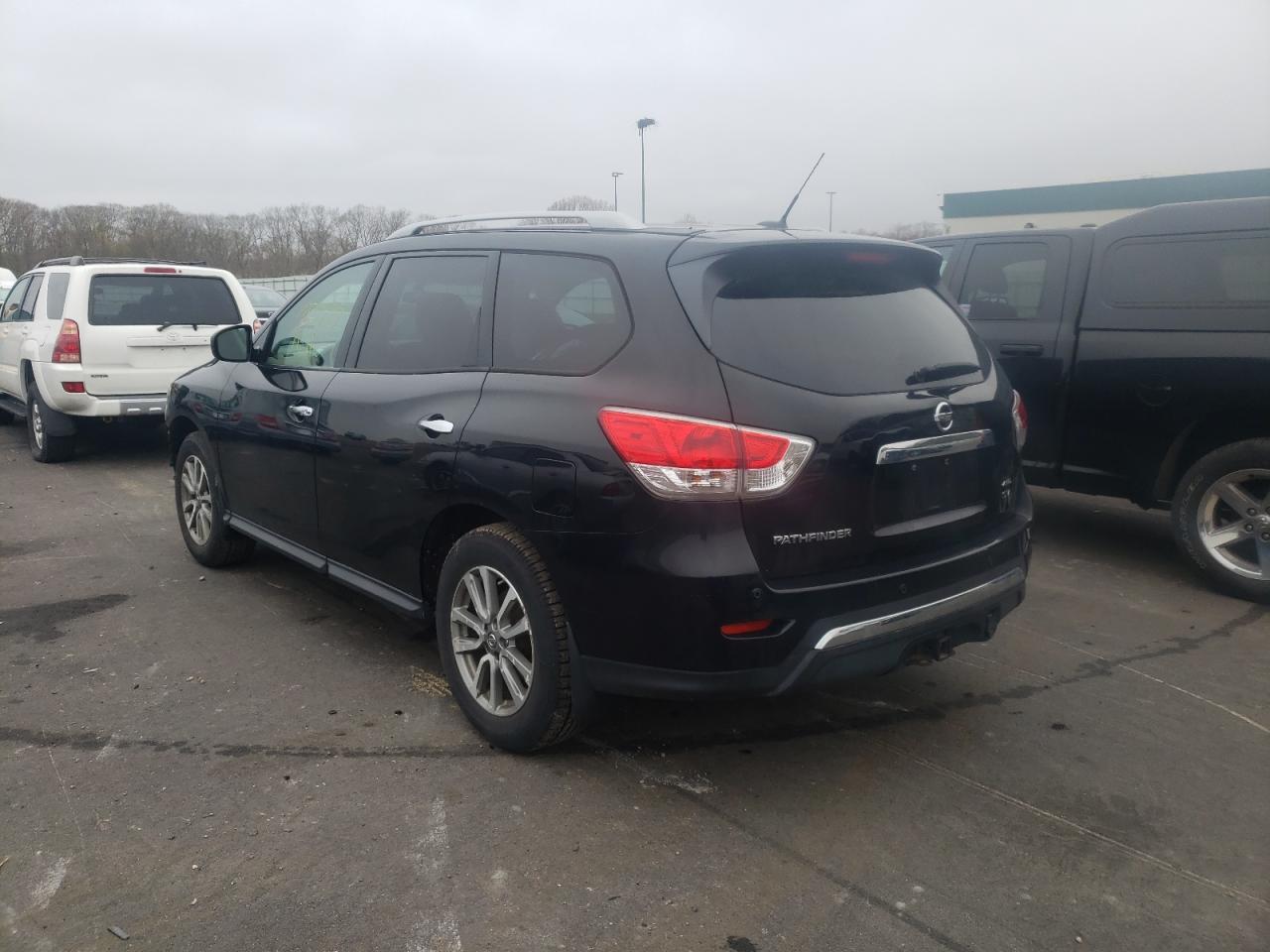 Photo 3 from auction – 2013 NISSAN PATHFINDER with VIN 5N1AR2MM0DC622973