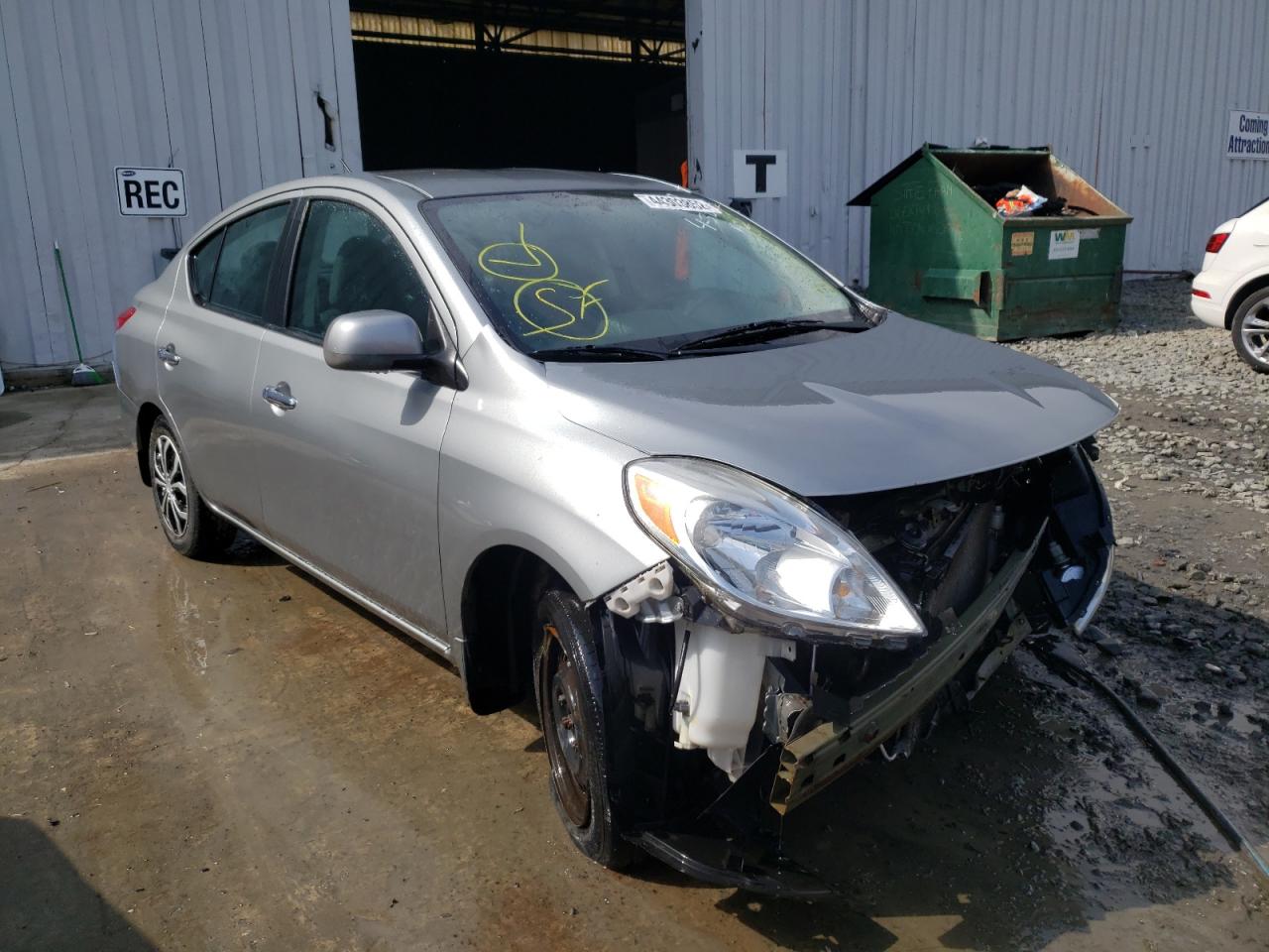 NISSAN VERSA S 2012 with VIN 3N1CN7APXCL904886 - Photo from auction