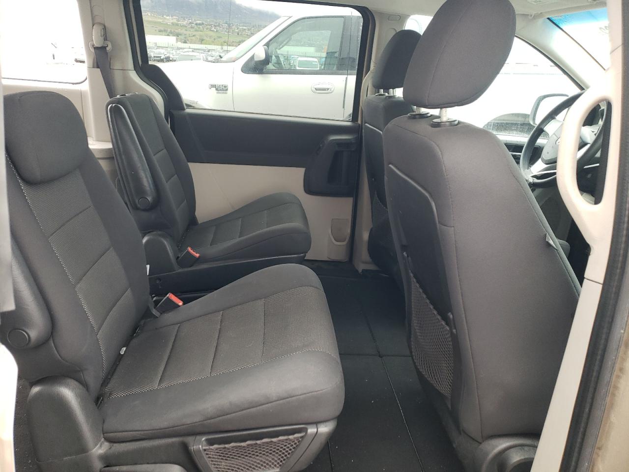 Photo 6 from auction – 2009 DODGE GRAND CARA with VIN 2D8HN44E29R648574