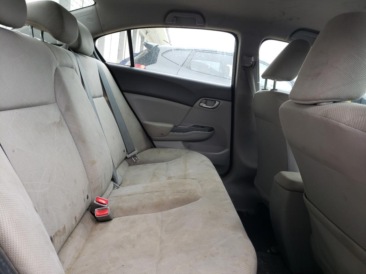 Photo 17 from auction – 2012 HONDA CIVIC LX with VIN 19XFB2F51CE107251