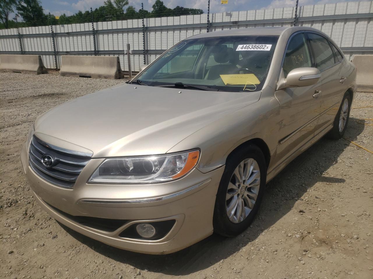 Photo 2 from auction – 2011 HYUNDAI AZERA GLS with VIN KMHFC4DF4BA525935