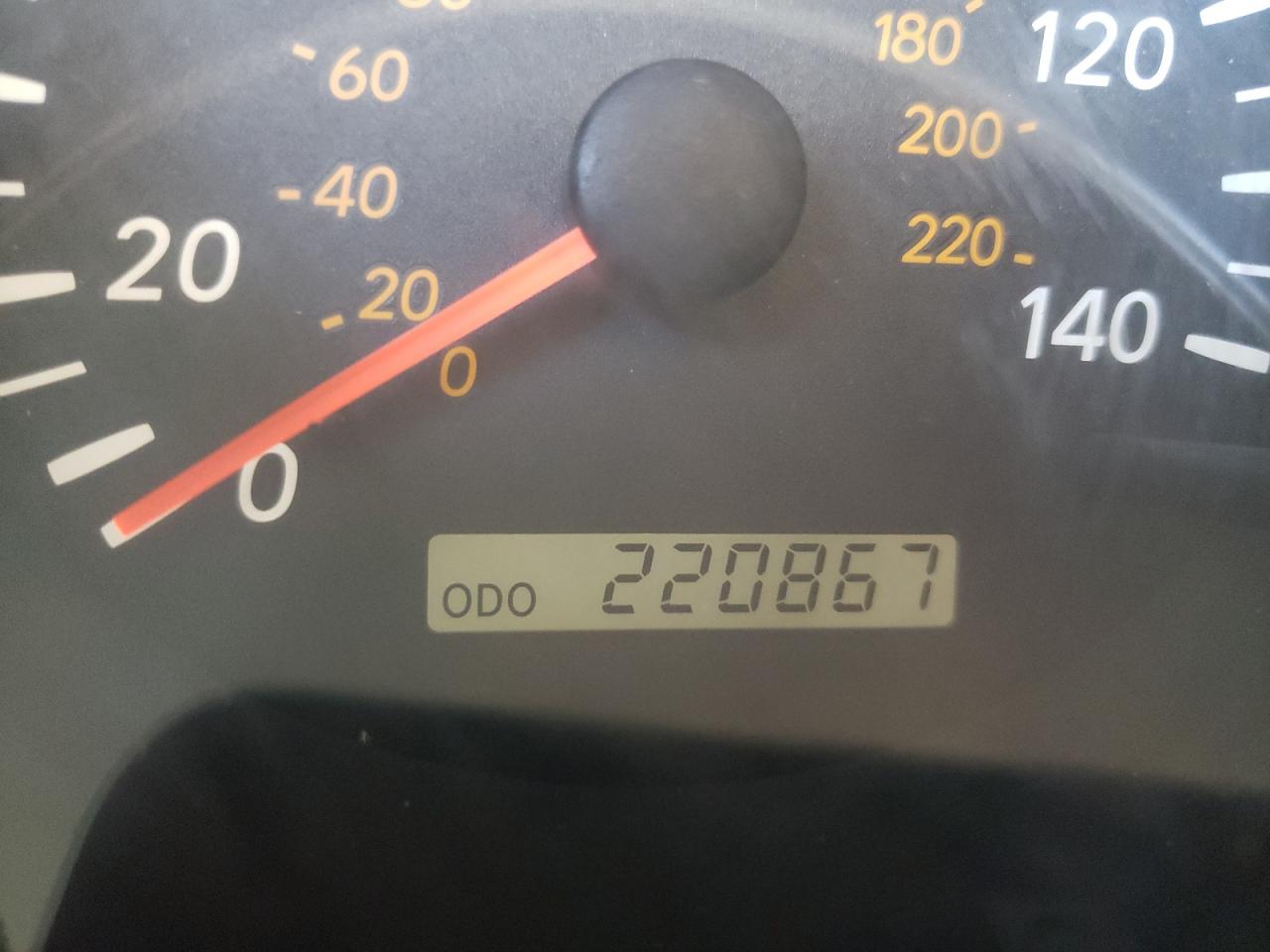 Photo 8 from auction – 2002 TOYOTA HIGHLANDER with VIN JTEGD21AX20029221