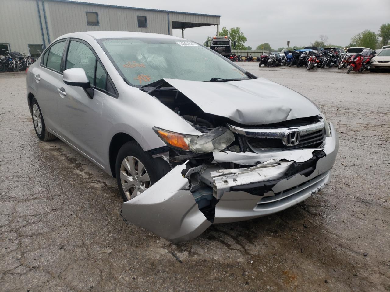 HONDA CIVIC LX 2012 z numerem VIN 2HGFB2F59CH580918 - Zdjęcie z aukcji