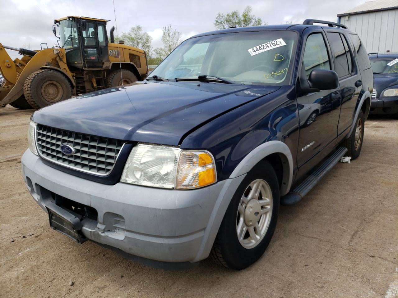 Photo 2 from auction – 2002 FORD EXPLORER X with VIN 1FMZU62K72UD35647