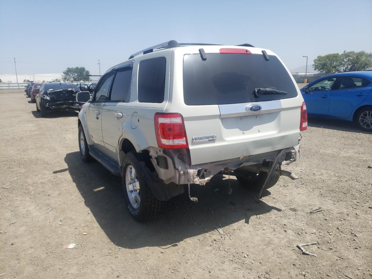 Photo 3 from auction – 2008 FORD ESCAPE LIM with VIN 1FMCU04138KA71306