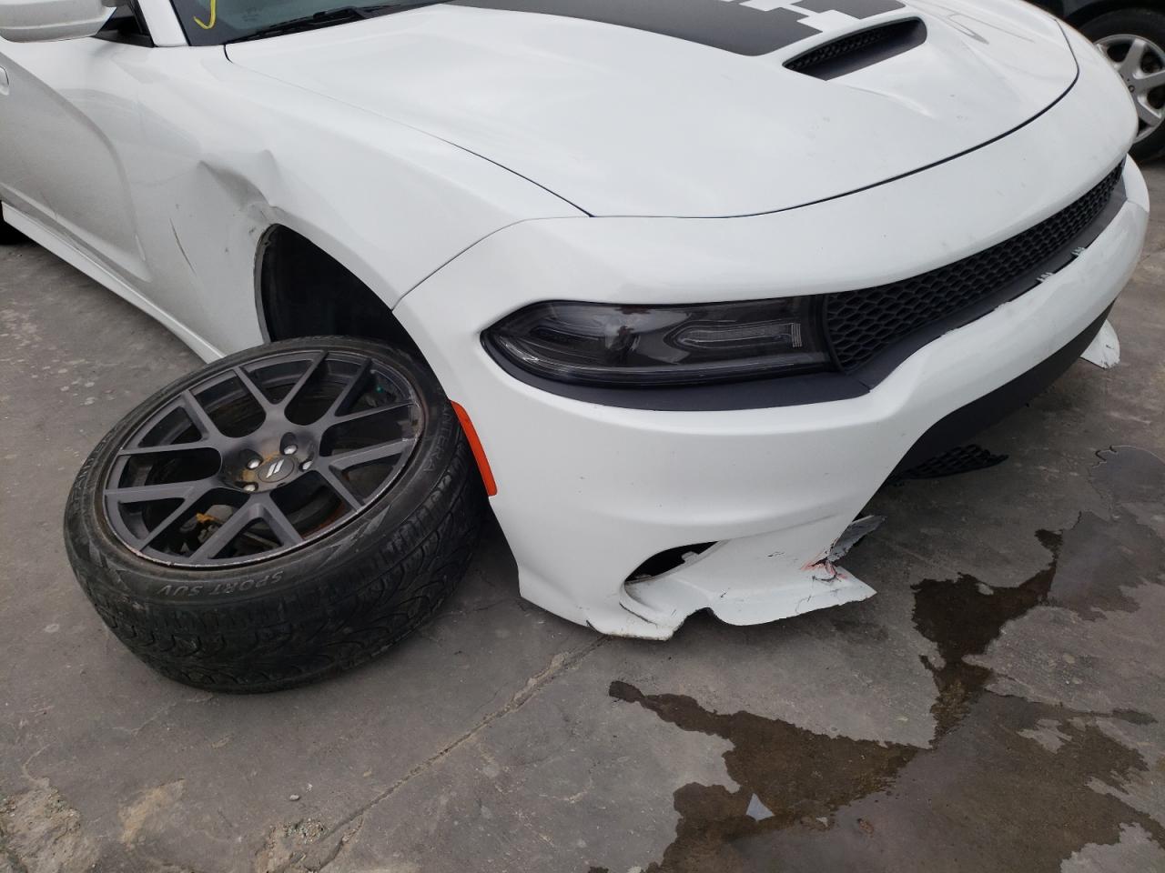 Photo 9 from auction – 2018 DODGE CHARGER R/ with VIN 2C3CDXCT0JH186009
