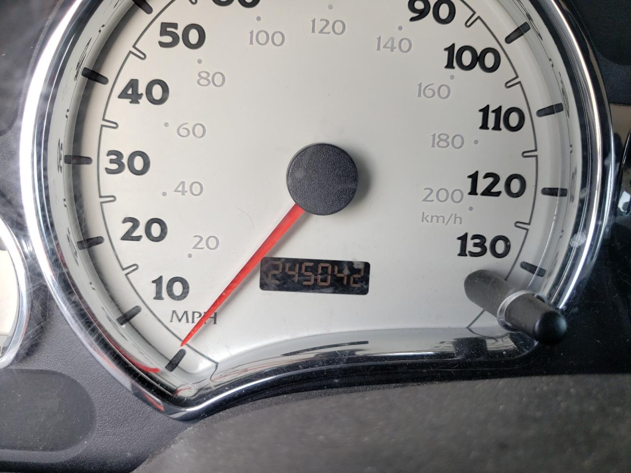 Photo 8 from auction – 2006 SATURN VUE with VIN 5GZCZ53476S865641
