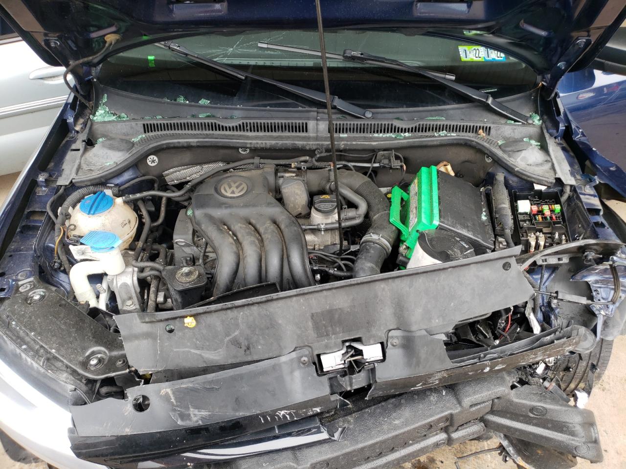 Photo 7 from auction – 2014 VOLKSWAGEN JETTA BASE with VIN 3VW2K7AJ5EM396995