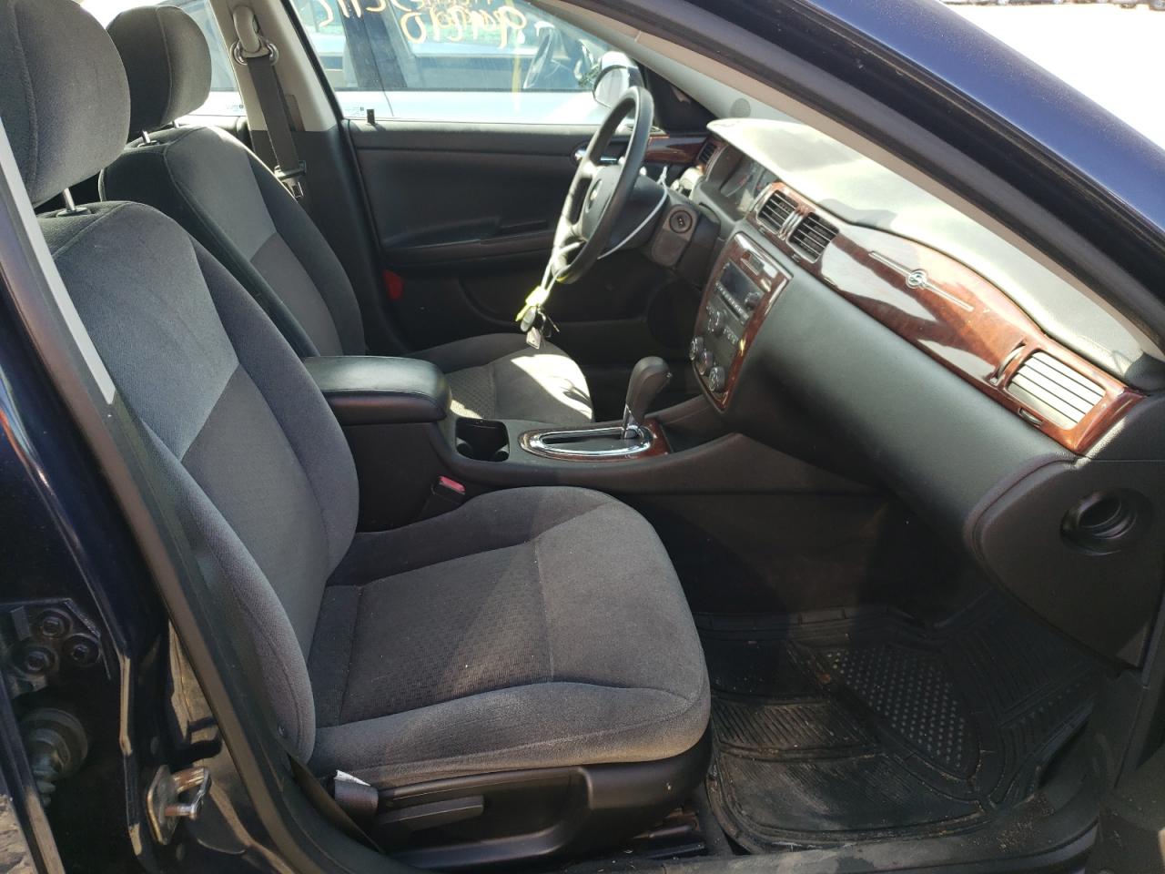 Photo 5 from auction – 2008 CHEVROLET IMPALA LS with VIN 2G1WB58K681279910