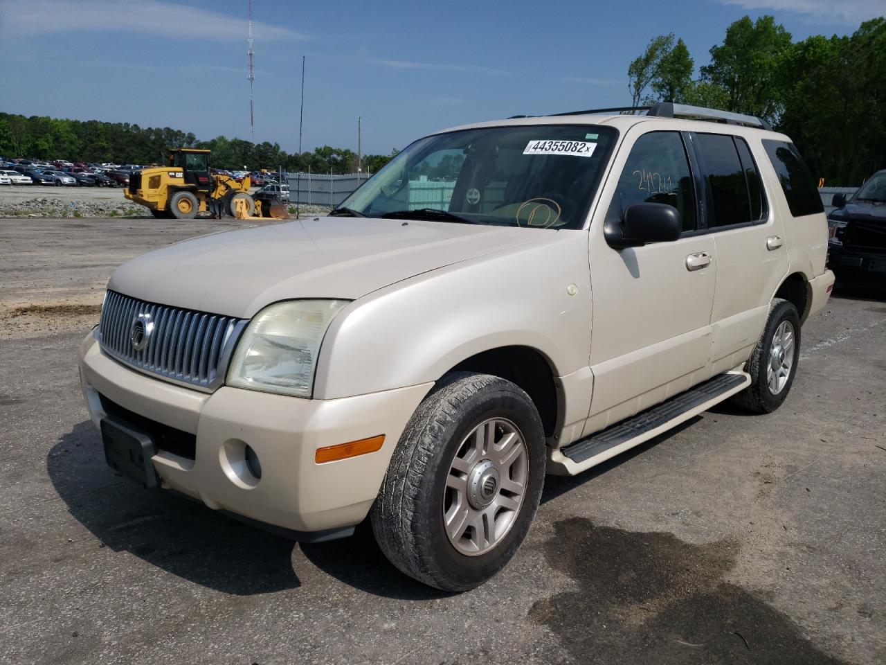 Photo 2 from auction – 2005 MERCURY MOUNTAINEE with VIN 4M2DU86E75ZJ28532