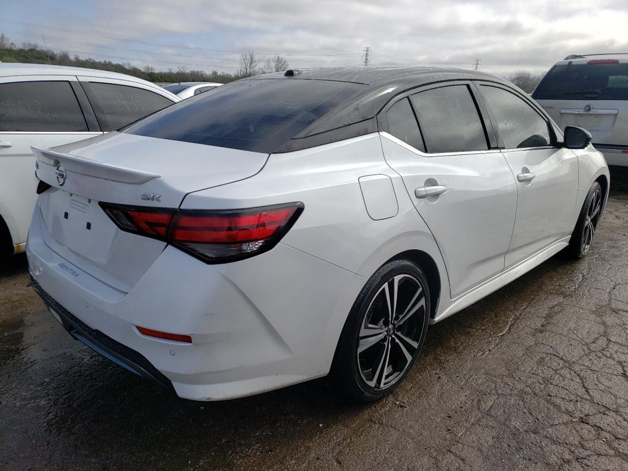 Photo 4 from auction – 2021 NISSAN SENTRA SR with VIN 3N1AB8DV6MY265992