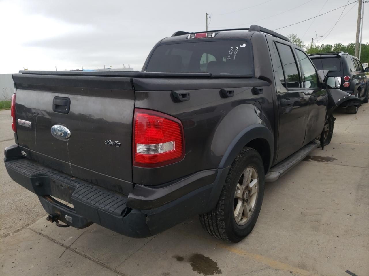 Photo 4 from auction – 2007 FORD EXPLORER S with VIN 1FMEU51K07UA15135