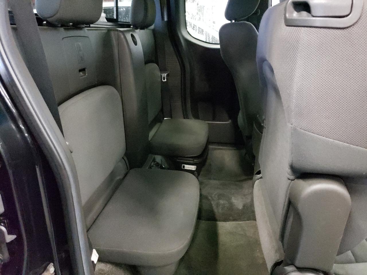 Photo 6 from auction – 2005 NISSAN FRONTIER K with VIN 1N6BD06T05C432332