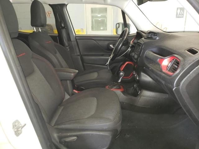 Photo 5 from auction – 2016 JEEP RENEGADE T with VIN ZACCJBCT1GPD86265