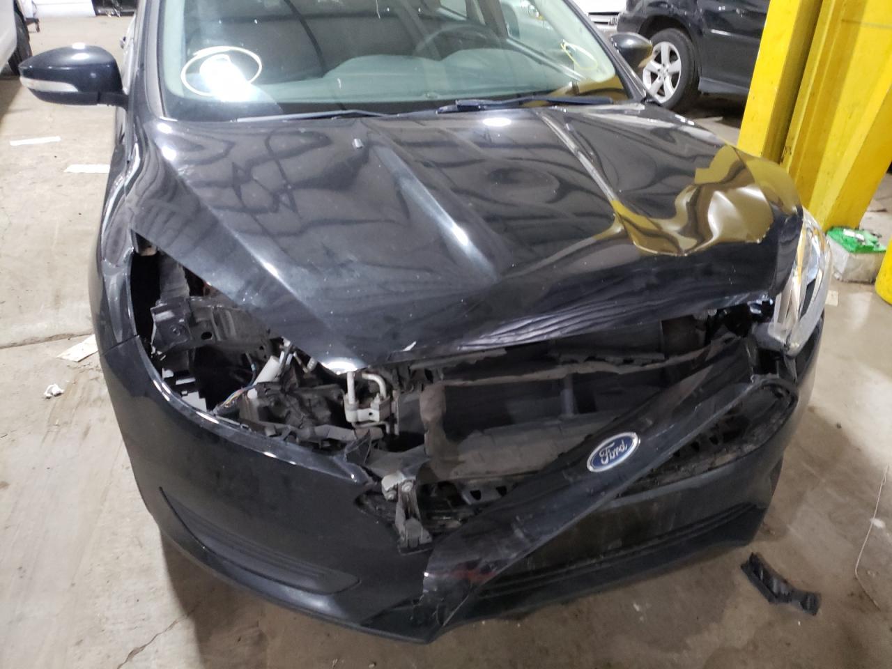 Photo 9 from auction – 2015 FORD FOCUS SE with VIN 1FADP3F28FL206008