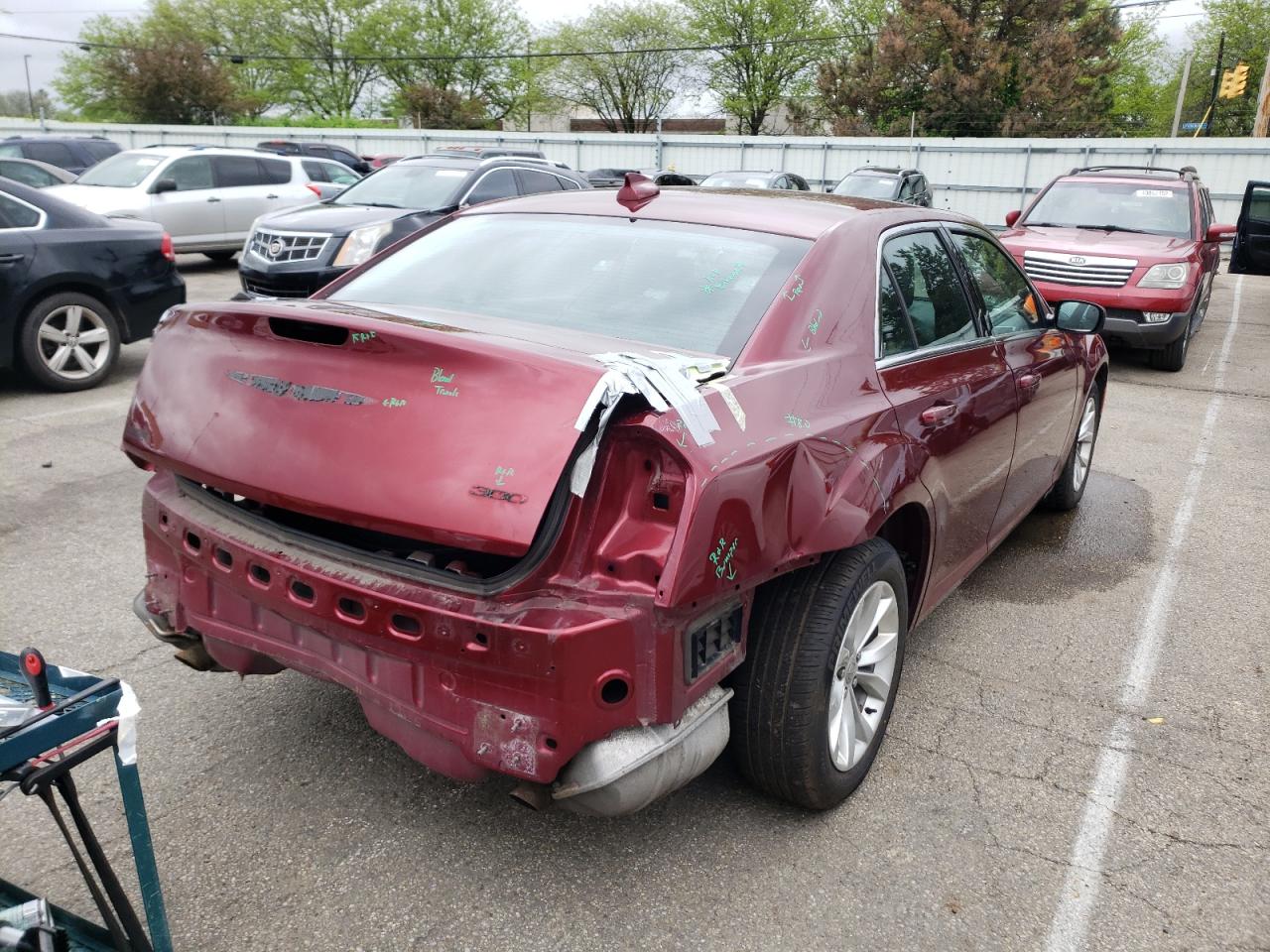 Photo 4 from auction – 2015 CHRYSLER 300 LIMITE with VIN 2C3CCAAG5FH864511