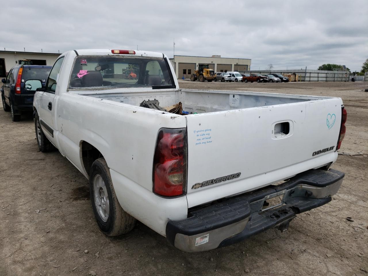 Photo 3 from auction – 2005 CHEVROLET SILVERADO with VIN 1GCEC14X25Z316299