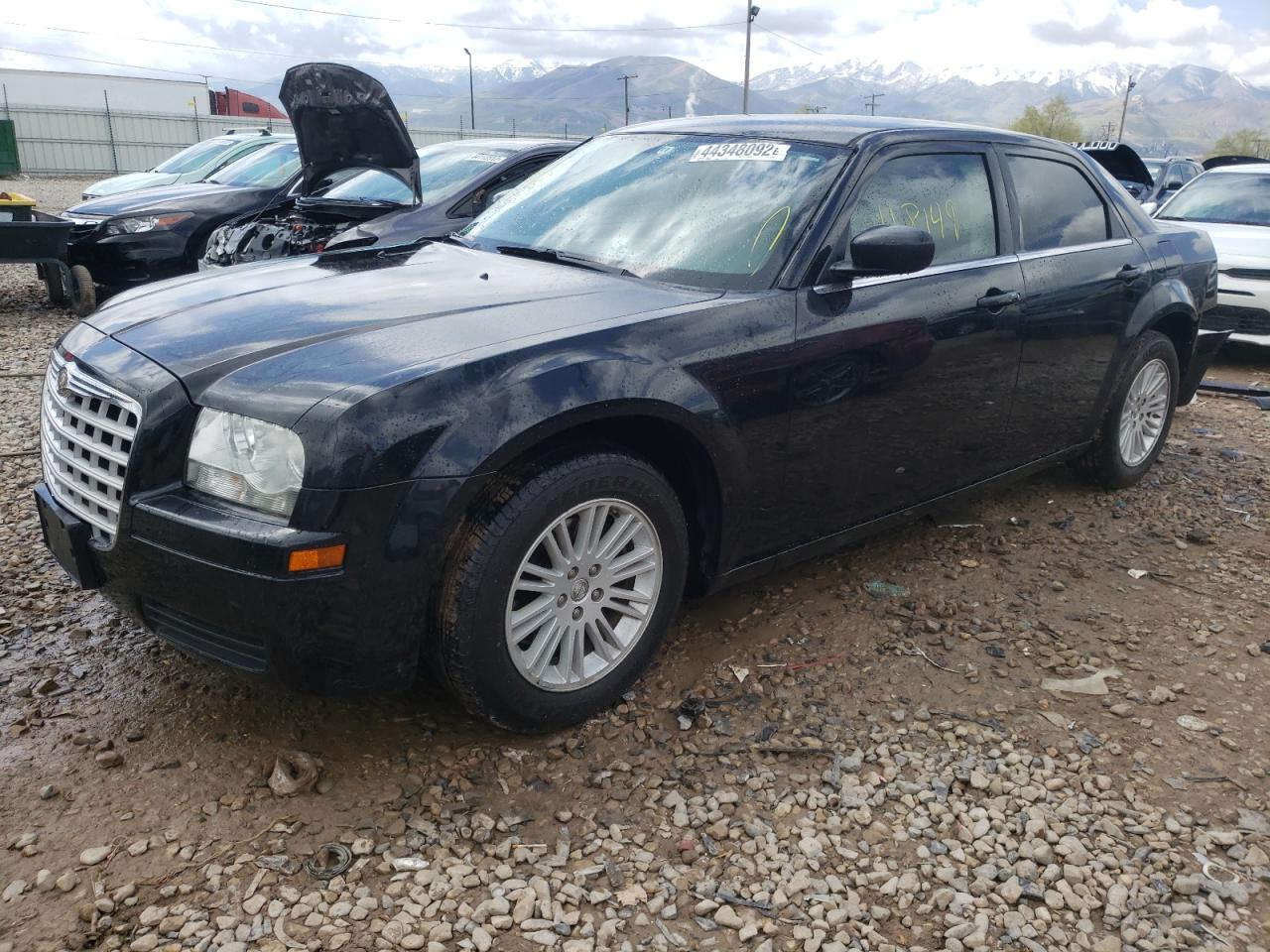 Photo 2 from auction – 2009 CHRYSLER 300 LX with VIN 2C3KA43D29H528129