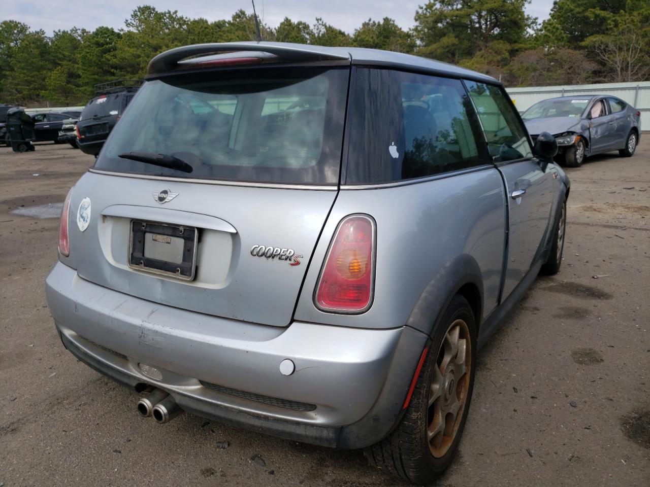 Photo 4 from auction – 2002 MINI COOPER S with VIN WMWRE33452TD57264