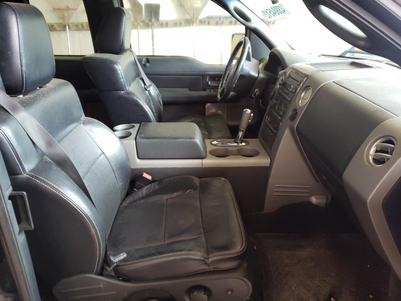 Photo 5 from auction – 2004 FORD F150 with VIN 1FTPX14504KB00745