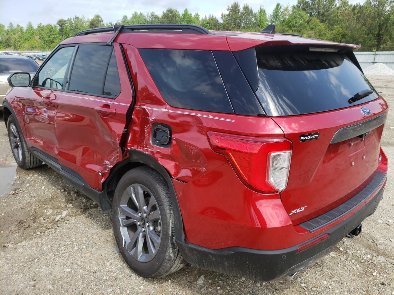 Photo 3 from auction – 2021 FORD EXPLORER X with VIN 1FMSK8DH7MGC46599