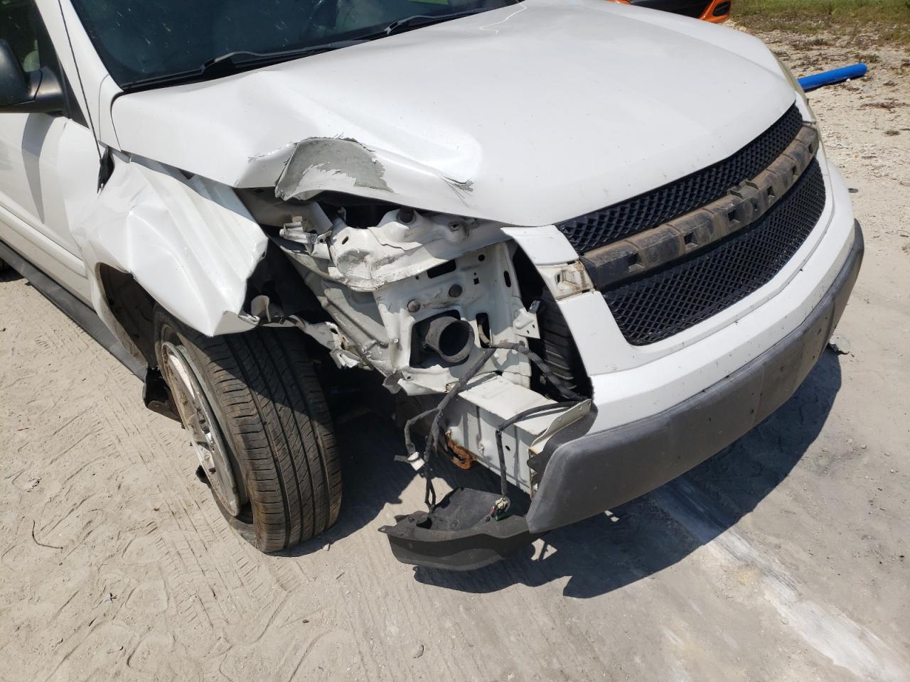 Photo 9 from auction – 2005 CHEVROLET EQUINOX LT with VIN 2CNDL73F256012680