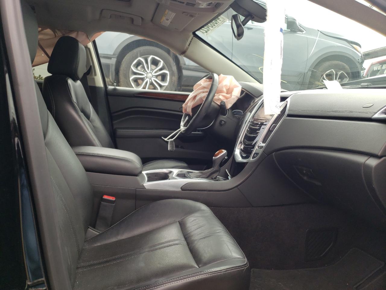 Photo 18 from auction – 2015 CADILLAC SRX LUXURY with VIN 3GYFNEE35FS581664