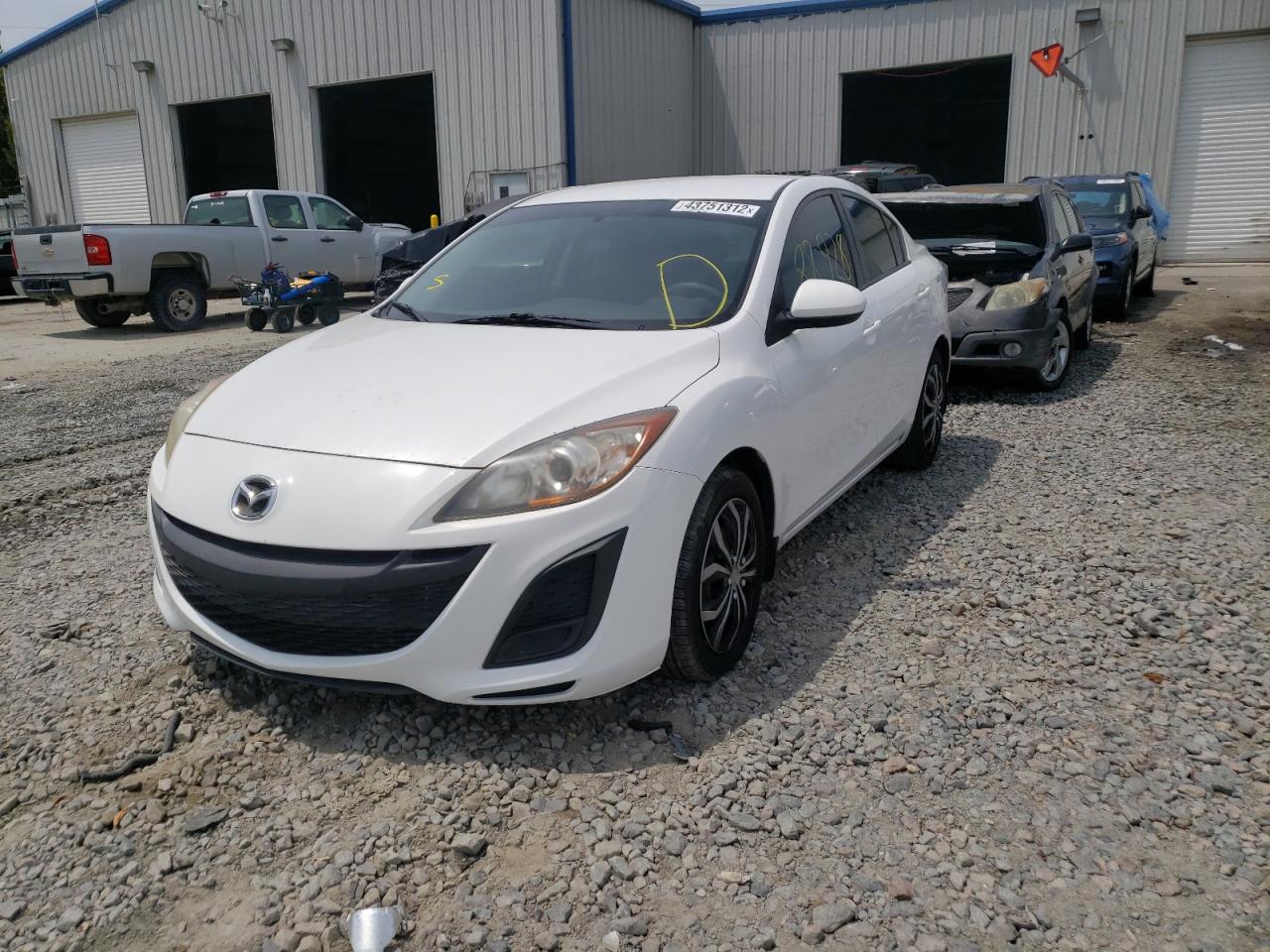 Photo 2 from auction – 2011 MAZDA 3 I with VIN JM1BL1UFXB1406563