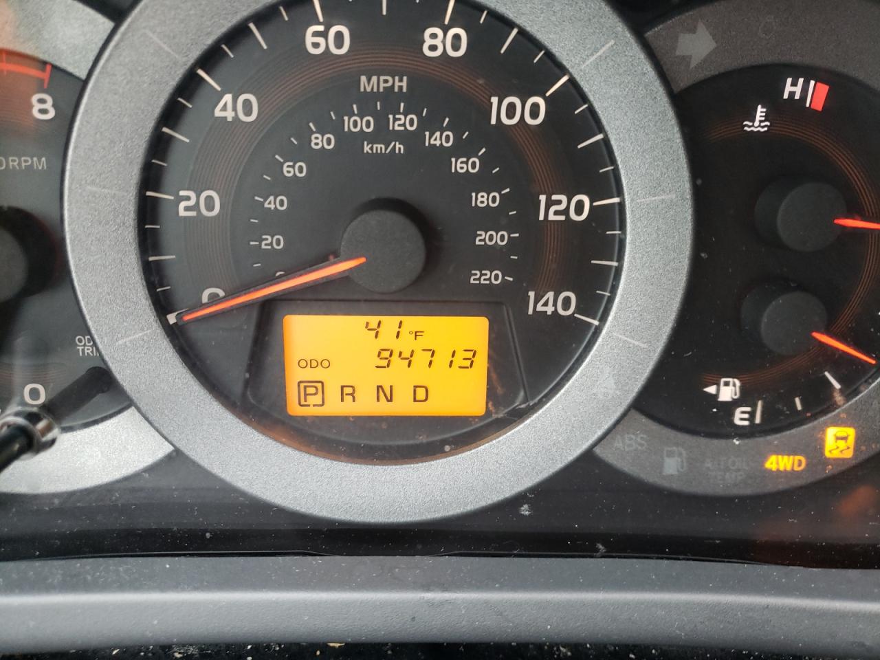 Photo 8 from auction – 2010 TOYOTA RAV4 with VIN JTMBF4DV1AD028632