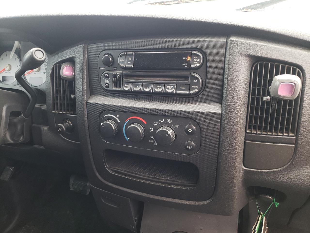Photo 9 from auction – 2003 DODGE RAM 1500 S with VIN 1D7HA18N83S139880