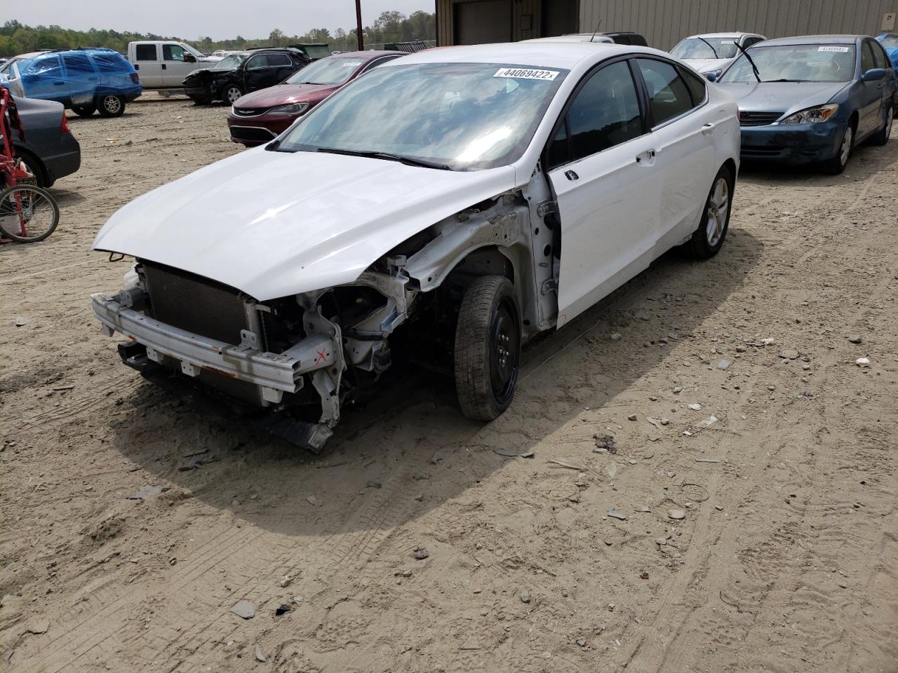 Photo 2 from auction – 2016 FORD FUSION SE with VIN 3FA6P0H74GR294803