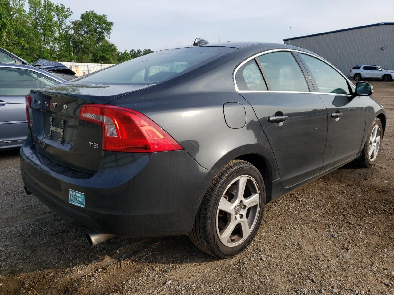 Photo 4 from auction – 2013 VOLVO S60 T5 with VIN YV1612FS7D2230831