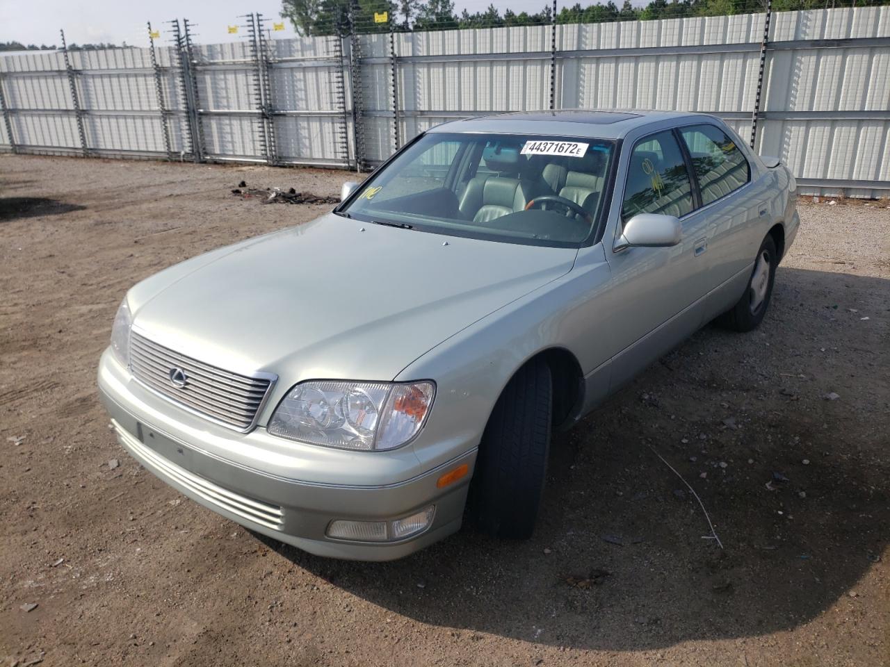 Photo 2 from auction – 1998 LEXUS LS 400 with VIN JT8BH28F1W0122914