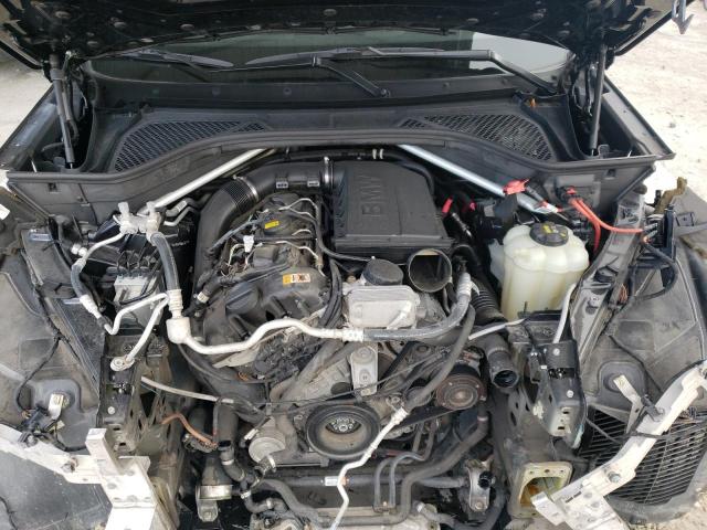Photo 7 from auction – 2017 BMW X5 XDRIVE3 with VIN 5UXKR0C34H0V72428