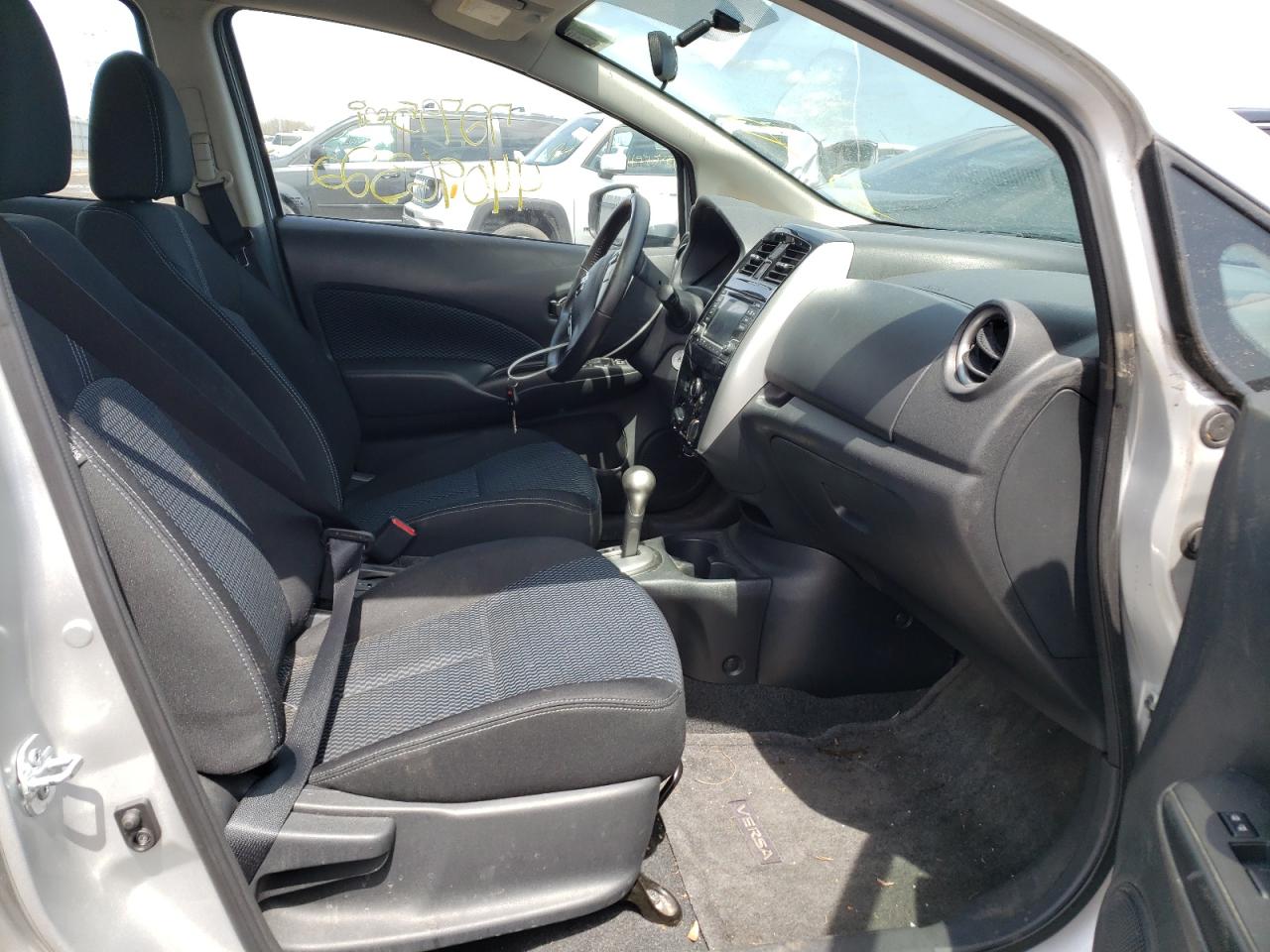 Photo 5 from auction – 2016 NISSAN VERSA NOTE with VIN 3N1CE2CP2GL353746