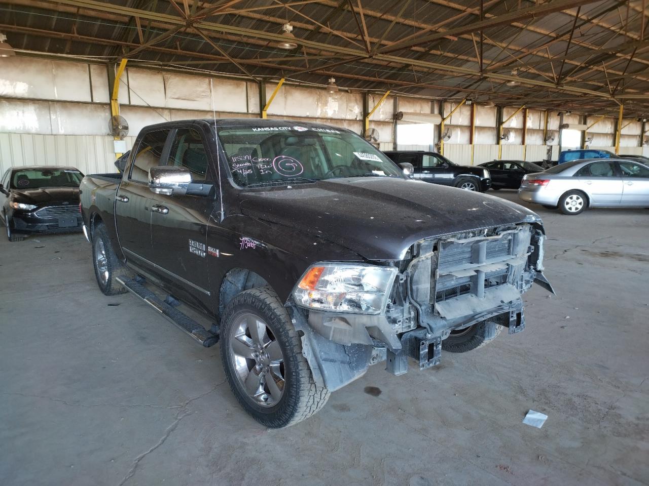 RAM 1500 SLT 2018 with VIN 1C6RR6LT0JS275290 - Photo from auction