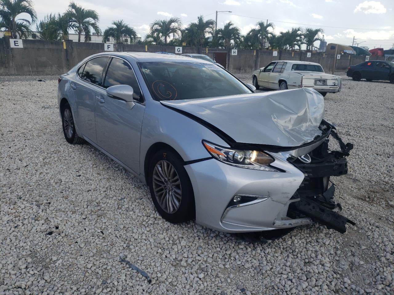 LEXUS ES 350 2016 with VIN 58ABK1GG8GU021777 - Photo from auction