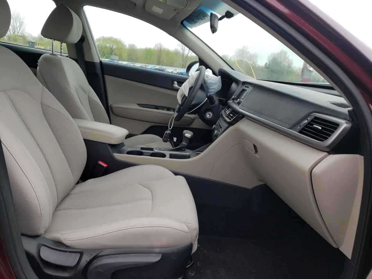 Photo 19 from auction – 2016 KIA OPTIMA LX with VIN 5XXGT4L31GG030989