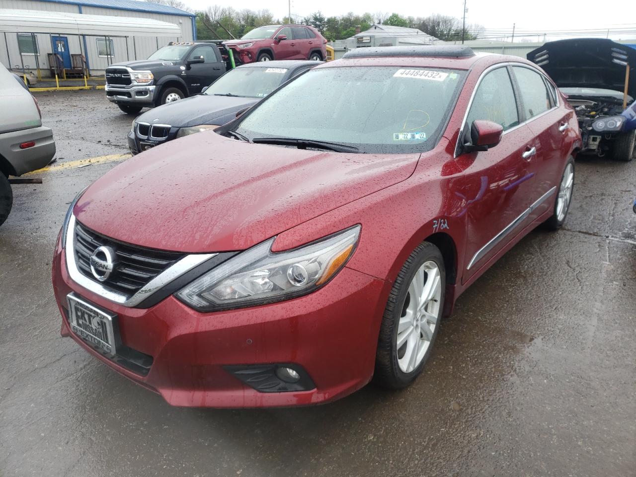 Photo 2 from auction – 2017 NISSAN ALTIMA 3.5 with VIN 1N4BL3AP3HC234663