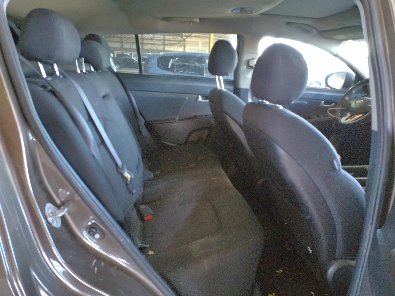 Photo 6 from auction – 2011 KIA SPORTAGE L with VIN KNDPB3A24B7085560