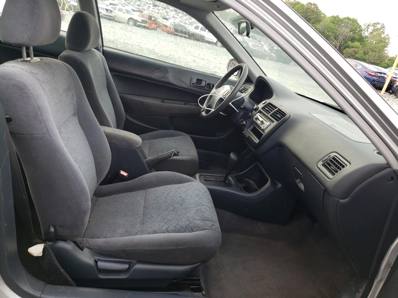 Photo 5 from auction – 2000 HONDA CIVIC EX with VIN 1HGEJ8243YL027562