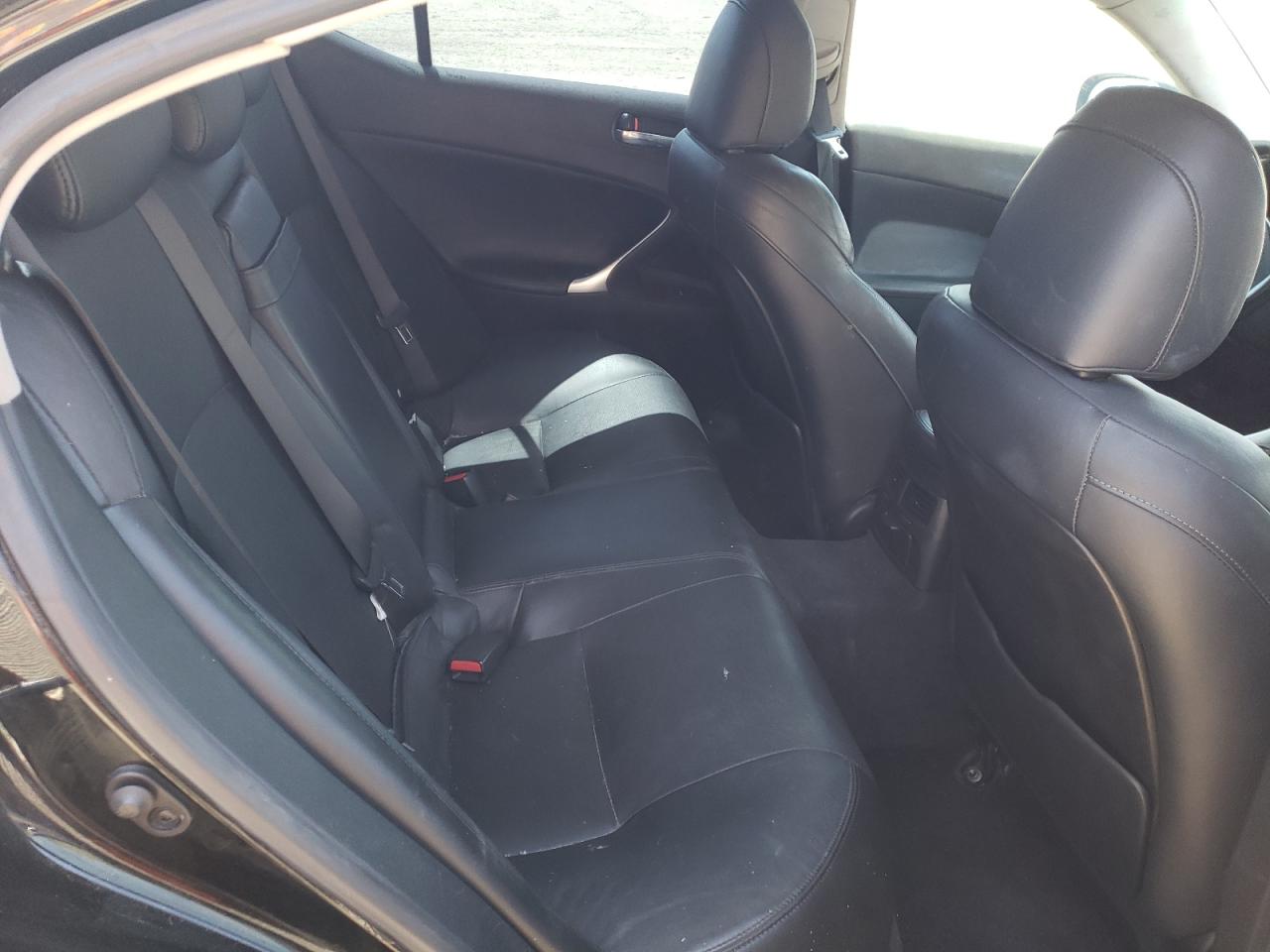 Photo 6 from auction – 2007 LEXUS IS 250 with VIN JTHBK262975039107