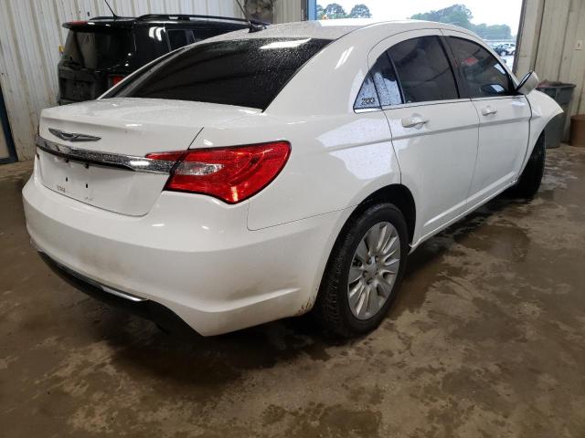 Photo 4 from auction – 2013 CHRYSLER 200 LX with VIN 1C3CCBAG2DN721459
